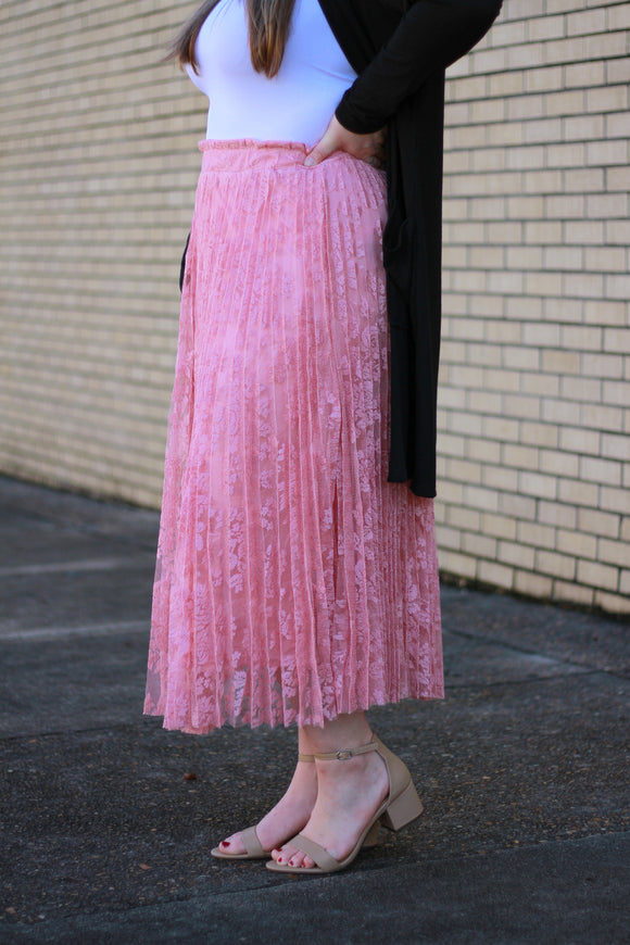 Lace Overlay Pleat Skirt : Mauve